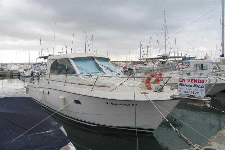 Beneteau Antares 760