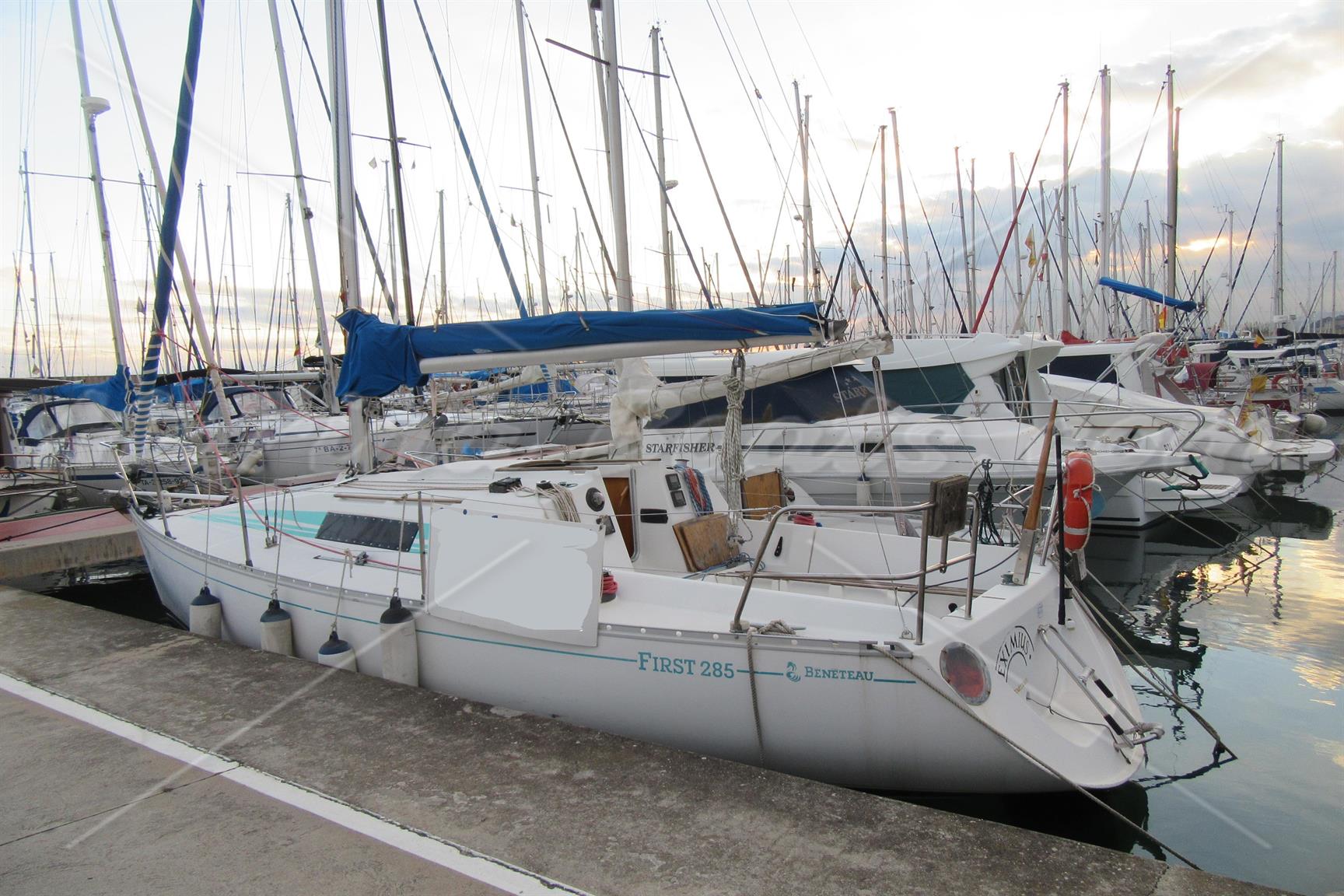 Beneteau First 285