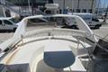 Dyna 48 Flybridge Solarium visto desde proa