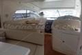 Jeanneau Prestige 38 S Vista general y acceso motores