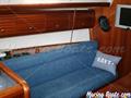 Bavaria  Bavaria 32  sofa estribor