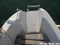 Quicksilver 640 Pilothouse paso escalera