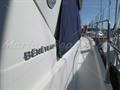 Beneteau Antares 9.80 Pasos laterales