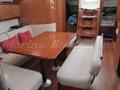 Beneteau Oceanis 43 Family dinette