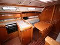 Bavaria 36 Cruiser Cabina por babor 