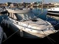 Beneteau Antares 780 por estribor 