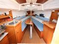 Jeanneau Sun Odyssey 24.2 Salon completo 