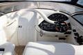 Sunseeker Superhawk 34 Sunseeker Superhawk 34  acceso a cabina 